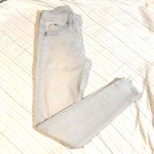 Light blue Jeans